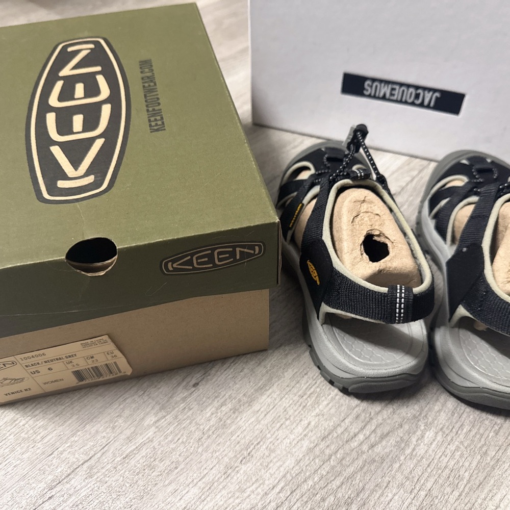 (NEW)NEW KEEN Newport H2 Sandals - Women's - Picture 2 of 6